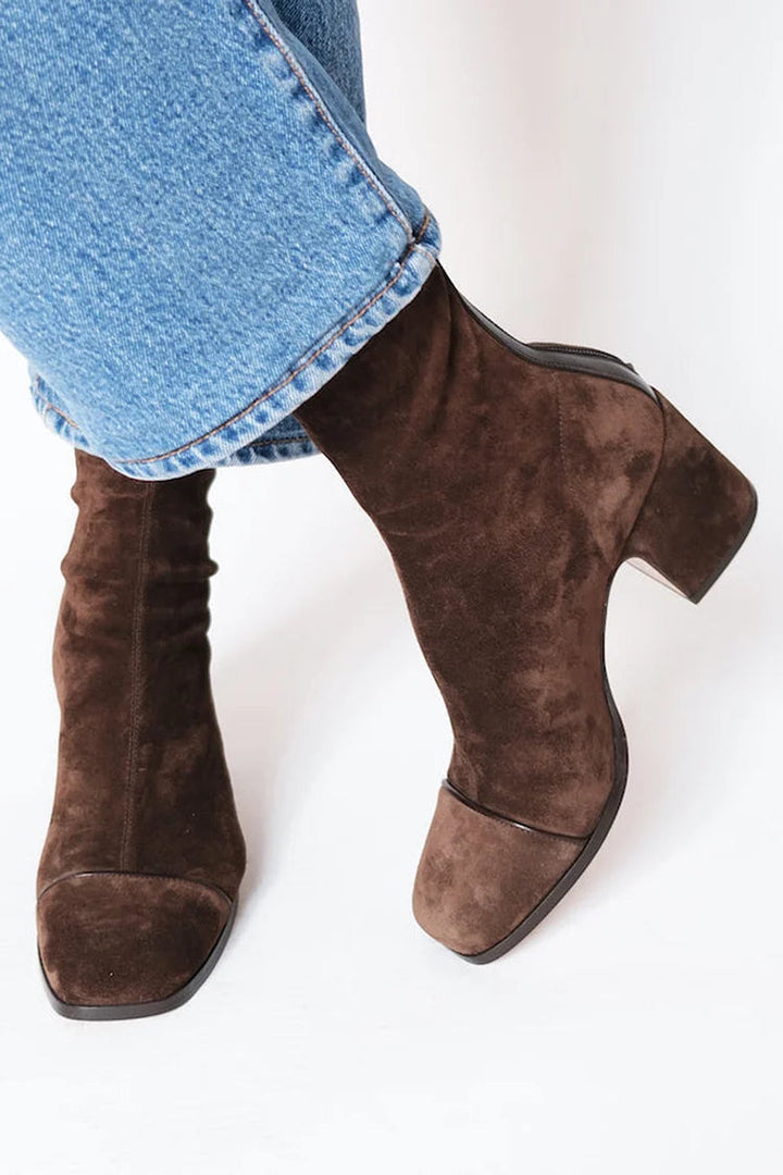 Abigail | Elegant Heeled Boots